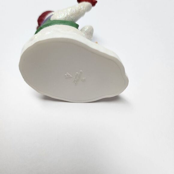 Hallmark Keepsake Christmas Ornament of Snowman from the Snowbabies Collection - Picture 6 of 6